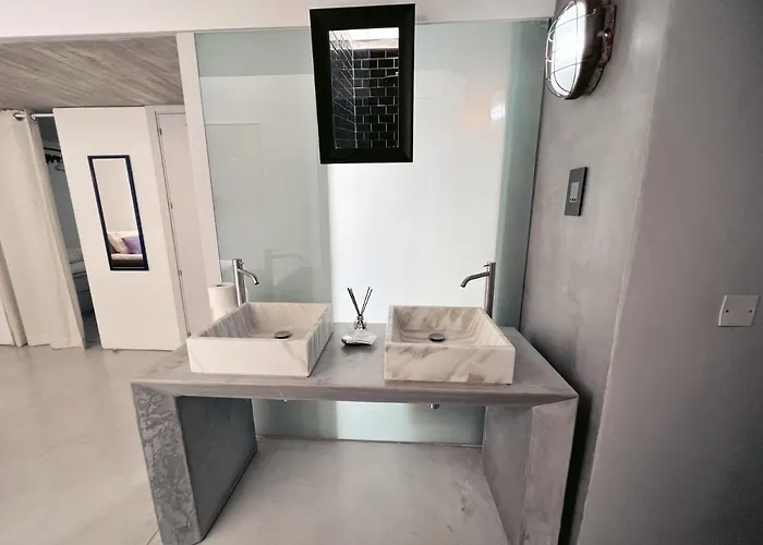 Stunning And Spacious - 1br Penthouse Apartamento *