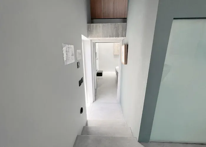 Stunning And Spacious - 1br Penthouse * La Valeta